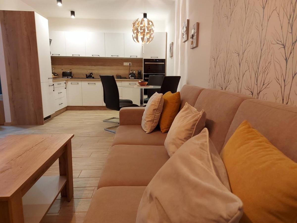 Ferienwohnung Apartman Filip - Pod Lesom Vysoké Tatry Exterior foto